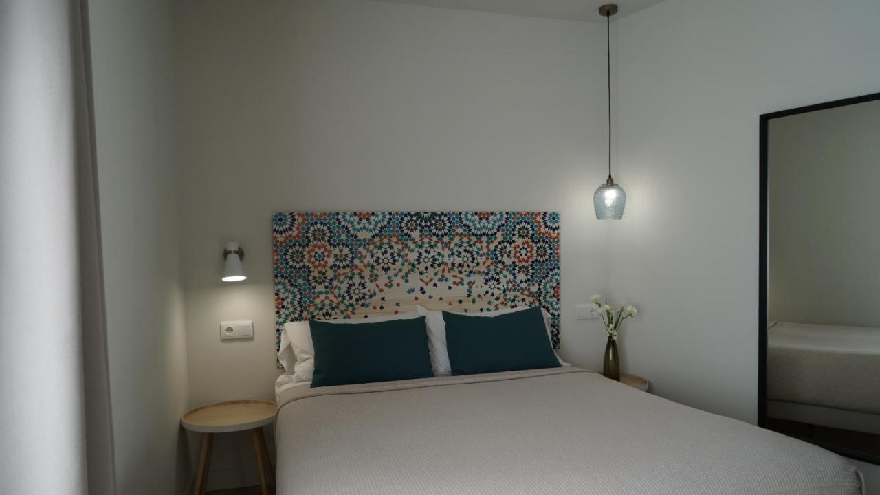Md Design Hotel - Portal Del Real Valencia Exteriör bild