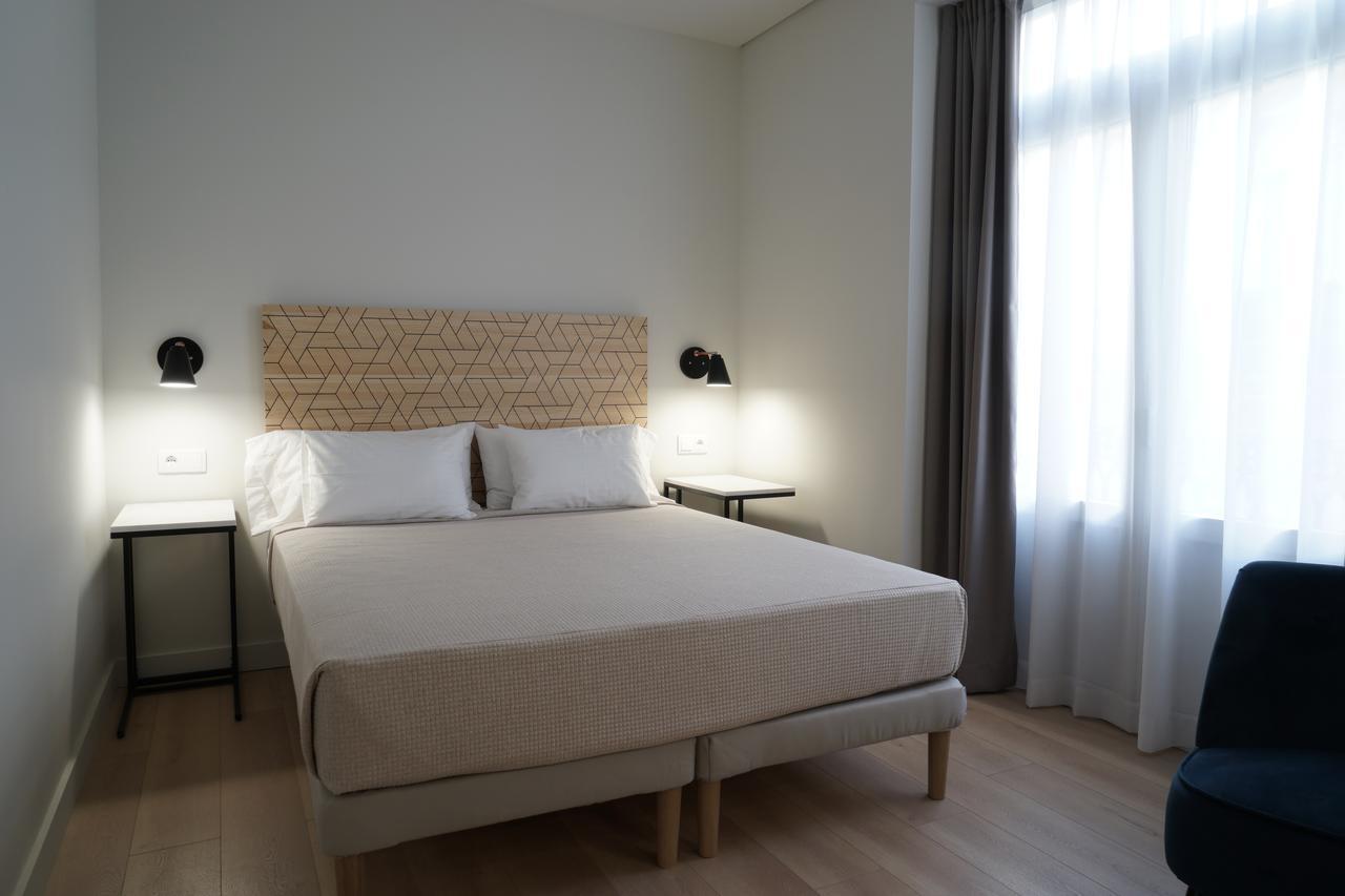 Md Design Hotel - Portal Del Real Valencia Exteriör bild